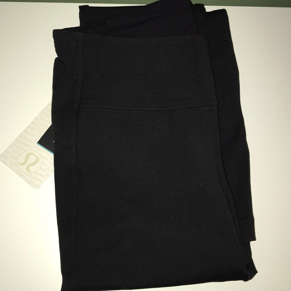 Lulu lemon Wander pant never been worn